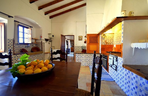 Montuiri Casa | mansión modernizada con 5 dormitorios, 4 baños, 1 aseo