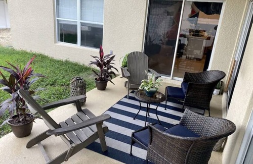 Ruskin Casa | Modernness Mins Away from Little Harbor