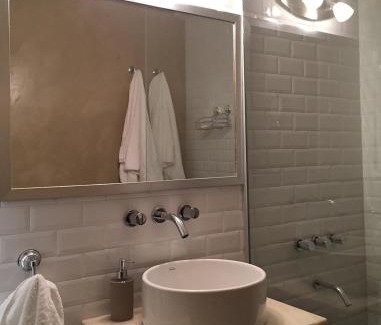 Retiro Apartamento | Moderno apartamento en excelente ubicación