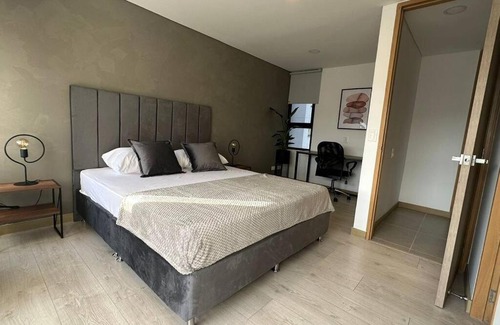 Buenos Aires Apartamento | Moderno Apartamento en Poblado,Vista a la cuidad