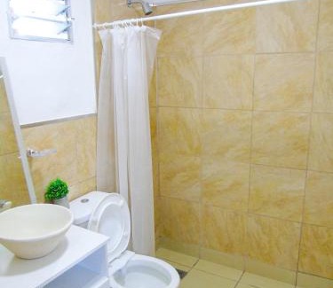 La Rioja Apartamento | Moderno departamente para Parejas! Terraza privada!