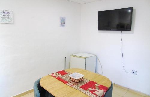 La Rioja Apartamento | Moderno departamente para Parejas! Terraza privada!