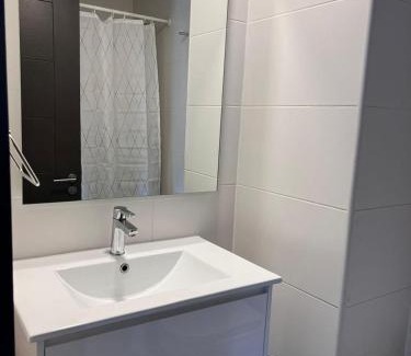 Las Condes Apartamento | Moderno departamento en excelente ubicación