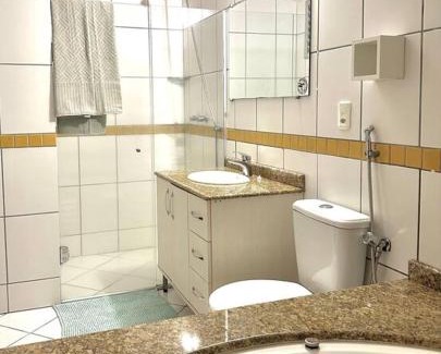 Czerniewicz Apartamento | Moderno Loft Duplex com Hidro ao lado do Centro