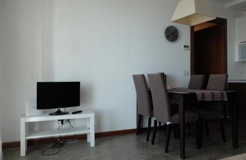 Dalmine Apartamento | Moderno Trilocale Laura