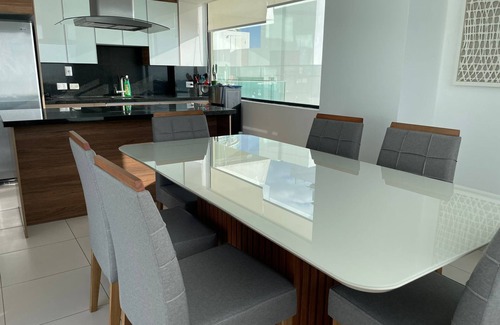 Manta Apartamento | Moderno y Exclusivo Apartamento con Vista al Mar