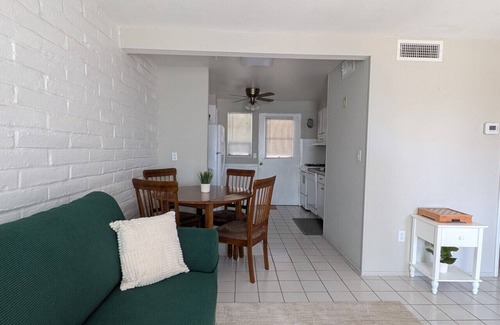 Haven Green Valley East Condominio | Modest Green Valley Villa 55+