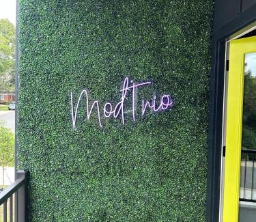 Charlotte Casa | ModTrio 3BR with ensuites & Garage Mins to Uptown