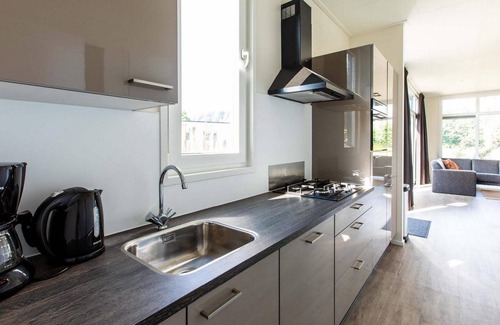 Schin op Geul Chalet De Esquí | ✓ Module Special at Residence Valkenburg ✓ Holiday home for 6 persons ✓ Located in Valkenburg (Schin op Geul) ✓ Holiday resort in South Limburg, near Maastricht ✓ Book directly at the resort