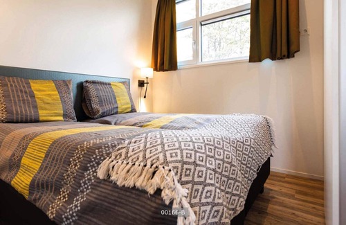 Cromvoirt Chalet De Esquí | ✓ Module Special at Résidence de Leuvert ✓ Holiday home for 6 persons ✓ Located near Den Bosch (Noord-Brabant) ✓ Near De IJzeren Man ✓ Book directly through the park