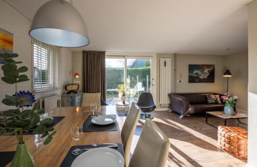 Wolphaartsdijk Casa | Moerellahof, Gezin & Familie vakantiehuis aan het Veersemeer ALLEEN GEZINNEN