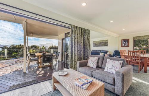 Moetapu Bay Casa | Moetapu Magic - Marlborough Sounds Holiday Home