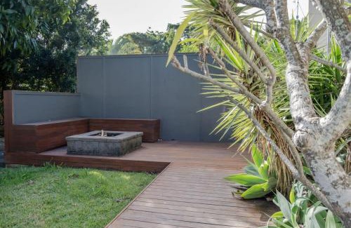 Moffat Beach Casa | Moffat Beach, Large families & friends unite here!