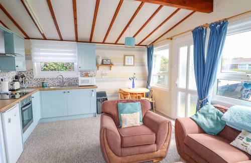 Anderby Creek Cabaña | Retiro Moggs, CHAPEL ST LEONARDS