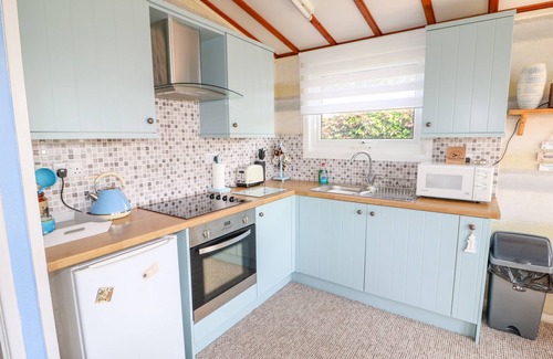 Anderby Creek Cabaña | Retiro Moggs, CHAPEL ST LEONARDS