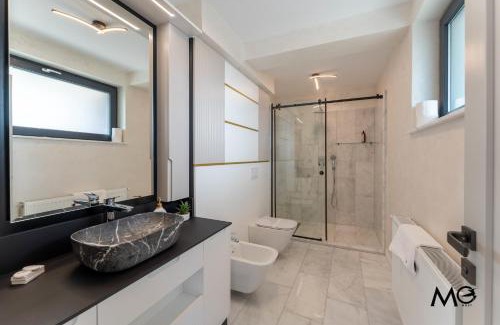 Tractorul Apartamento | MoHost Valcom - Skyline Penthouse Escape