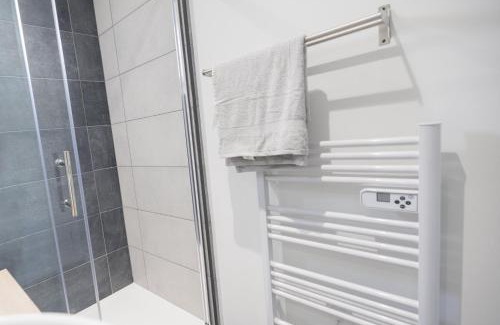 Quartier des Eaux-Claires Casa | Moissan chambre Monteynard