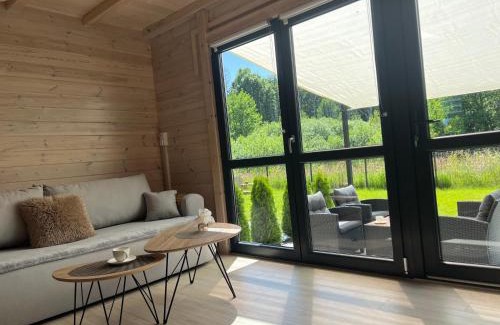 Debina Casa | MOJA DEBINA LUX 2, dom z pokojem dziennym, dwiema sypialniami i widokiem na las, blisko plaży