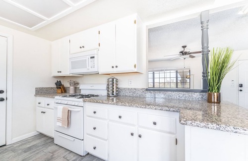 Twentynine Palms Casa | *Mojave Oasis @ 29Palms* ~only 3 miles to Joshua Tree National Park