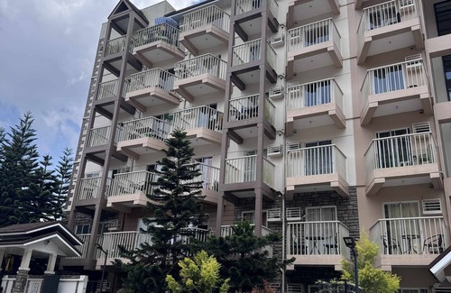 Tuba Condominio | Moldex Baguio Condo - Balcony, Wifi, Netflix, Hot & Cold Shower, 24/7 Security