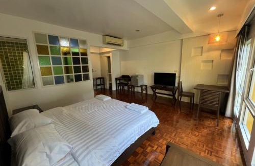 North Pattaya Cabina | Molecular cloud