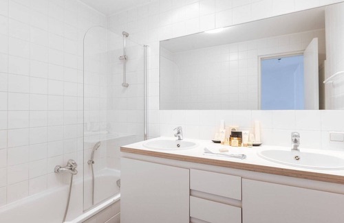 Ixelles Apartamento | Moliere IV - Tres Habitaciones Piso, Capacidad 8