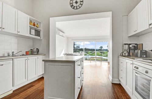 Pyalong Otro | Mollison Park Farm - Welcome to our family farm Mollison Park, we greatly hope you enjoy your stay, and to help on that front we offer some tips and advice.