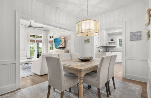Watercolor Condominio | Molly's Beach Haven - Coastal retreat situated in the heart of Watercolor