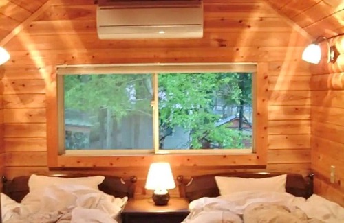 Kawanehon Hotel | MomijiFusion of outdoor and healingHot spring / Haibaragun Shizuoka