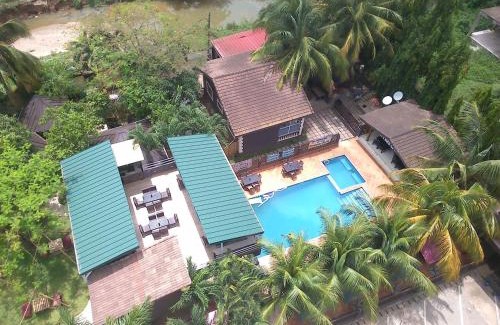 Kumasi Hotel | Momo's Guest House
