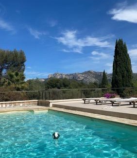 Roquevaire Casa | Mon coin de Provence petit-déjeuner offert