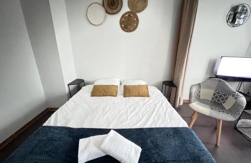 Saint-Julien-les-Metz Apartamento | Mon Spacieux Studio Parking Un-Séjour-à-Part