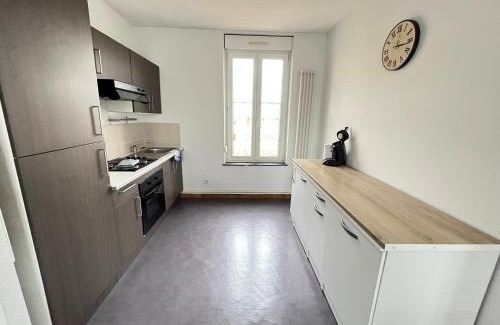 Saint-Julien-les-Metz Apartamento | Mon Spacieux Studio Parking Un-Séjour-à-Part