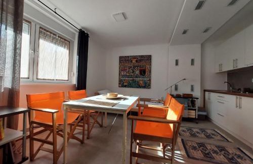 Zrenjanin Apartamento | Mona Liza