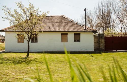 Backi Monostor Casa | 'MONAS' house