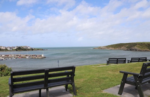 Cemaes Bay Casa | Monfa