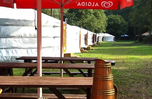Cesky Sternberk Otro | Mongolian Yurt Camp