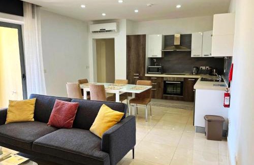 Marsaskala Apartamento | Monita 113, Seaside Apartment with Access to Pool and Pleasant Views