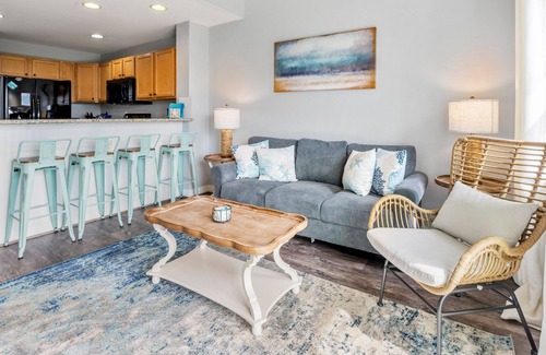 Bermuda Bay Casa | Monkey Business: Townhome w/ Community Pool & Lazy River | Dogs Welcome!