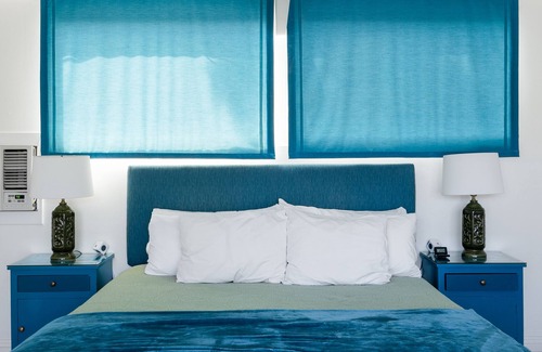 Desert Park Estates Hotel | Monkey Tree Hotel 14 by AvantStay | Stylish Hotel in Palm Springs w/ Pool!