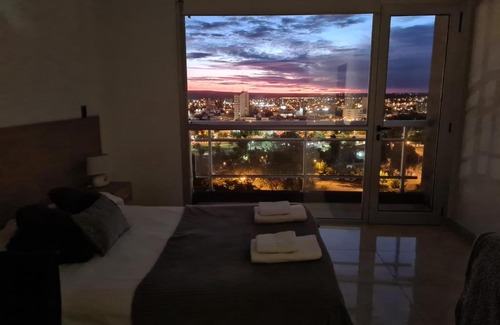 Neuquen Apartamento | Monoambiente CENTRICO Neuquén Capital - ESPECTACULAR VISTA