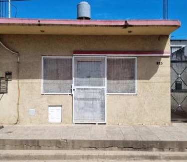 Gualeguaychu Apartamento | Monoambiente con TV y Heladera
