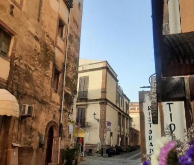 Bosa Historic Centre Apartamento | Monolocale nel cuore di Bosa
