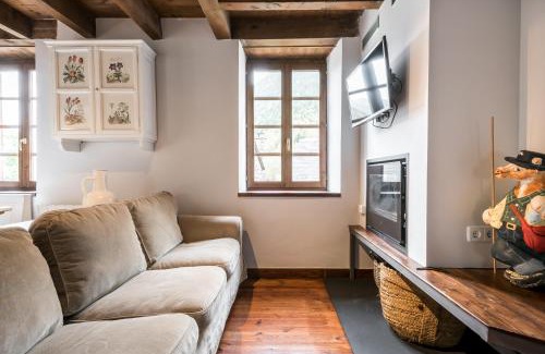Garos Casa | Mont dera Solana by Totiaran