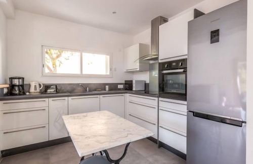Le Mourillon Casa | Mont des oiseaux by Interhome