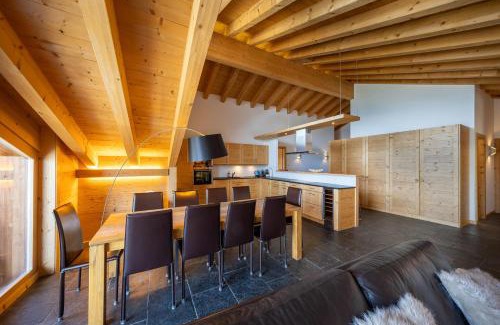 Saint-Pierre-de-Clages Apartamento | Montagnard 12 - spa access - car and careless holidays!