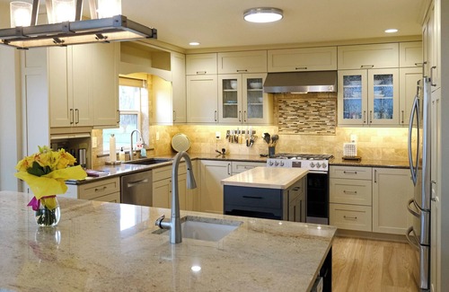 Bozeman Casa | Montana Vista Retreat with Stunning Bridger Mountain Views!