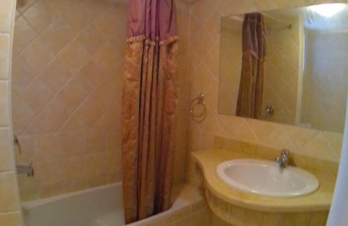 Ras Nasrani Apartamento | Montazah Seaside 2 Bedroom apartment