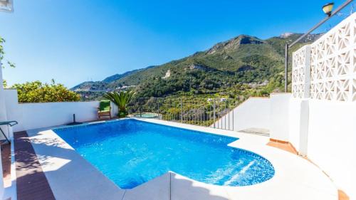 Ojen Casa | Monte Verde Ojén by Ruralidays