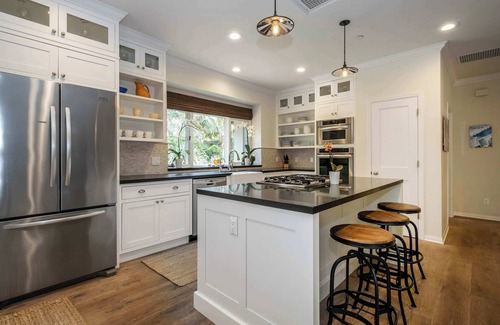 Montecito Casa | Montecito Retreat | Walk to Beach, Near Downtown